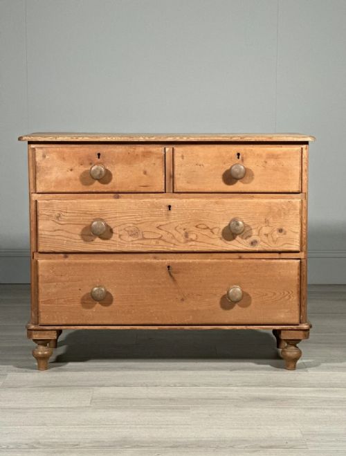 VICTORIAN PINE CHEST OF DRAWERS - ADDITIONAL PHOTO 3