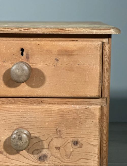 VICTORIAN PINE CHEST OF DRAWERS - ADDITIONAL PHOTO 5