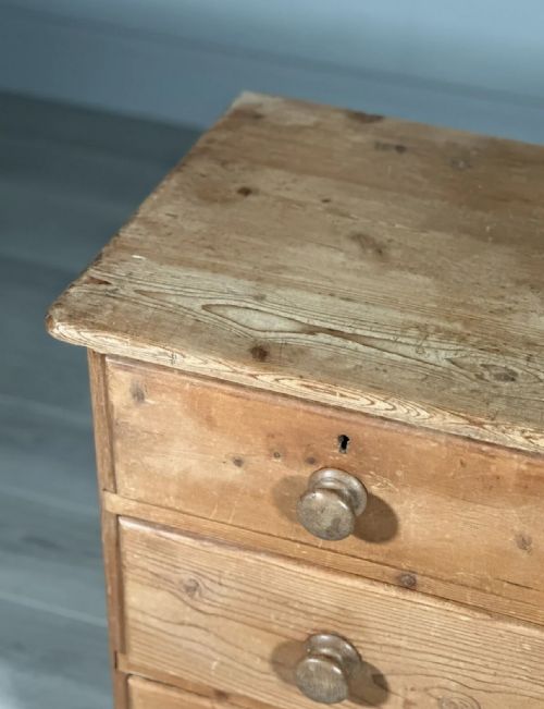 VICTORIAN PINE CHEST OF DRAWERS - ADDITIONAL PHOTO 6