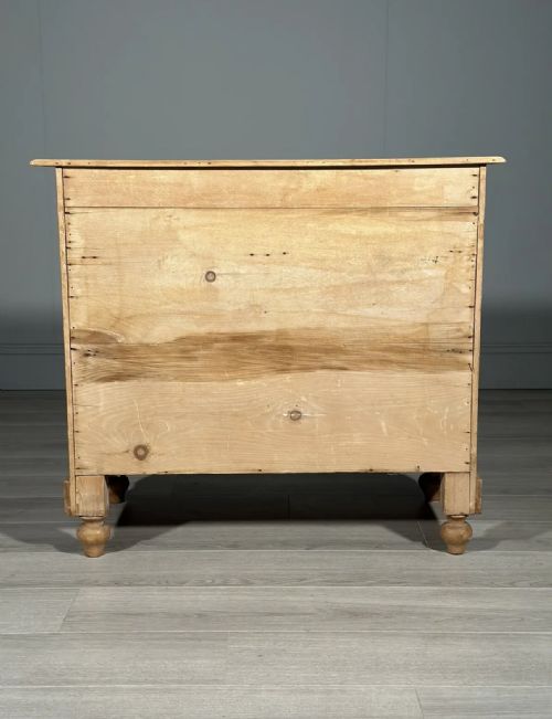 SMALL ANTIQUE PINE CHEST OF DRAWERS - ADDITIONAL PHOTO 9