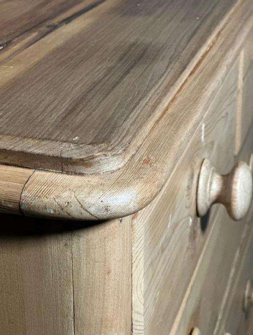 LARGE VICTORIAN PINE CHEST OF DRAWERS - ADDITIONAL PHOTO 11