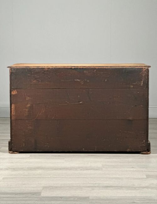 19TH CENTURY WIDE PINE CHEST OF DRAWERS - ADDITIONAL PHOTO 10