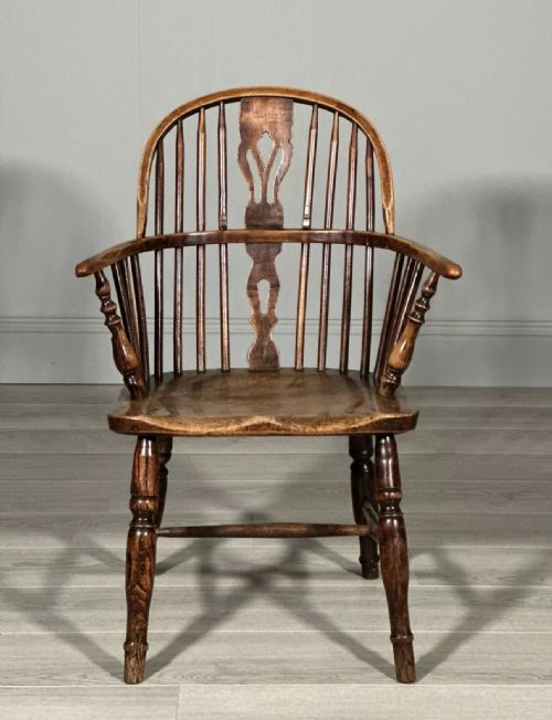 19TH CENTURY ELM WINDSOR ARMCHAIR - ADDITIONAL PHOTO 1