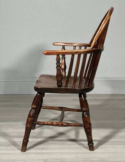 19TH CENTURY ELM WINDSOR ARMCHAIR - ADDITIONAL PHOTO 6