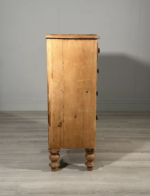 LARGE 19TH CENTURY PINE CHEST OF DRAWERS - ADDITIONAL PHOTO 11