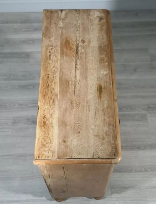 LARGE 19TH CENTURY PINE CHEST OF DRAWERS - ADDITIONAL PHOTO 12