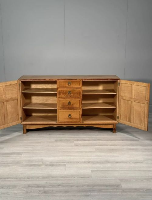 A 1930S OAK SIDEBOARD BY REYNOLDS OF LUDLOW FOR HEALS OF LONDON - ADDITIONAL PHOTO 2