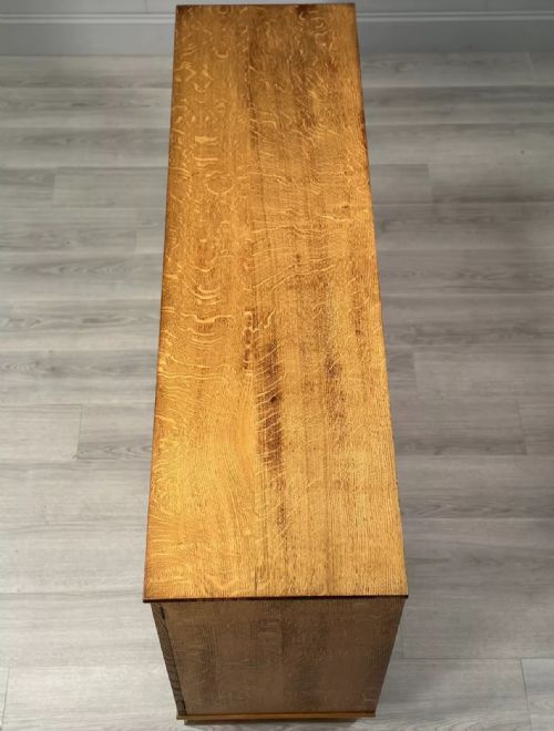 A 1930S OAK SIDEBOARD BY REYNOLDS OF LUDLOW FOR HEALS OF LONDON - ADDITIONAL PHOTO 7