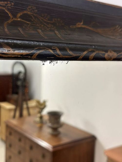 A 19TH CENTURY CHINOISERIE MIRROR - ADDITIONAL PHOTO 8