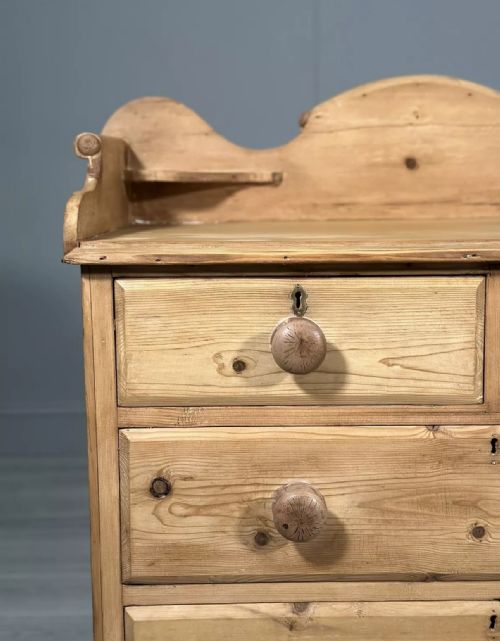 19TH CENTURY PINE CHEST OF DRAWERS - ADDITIONAL PHOTO 6