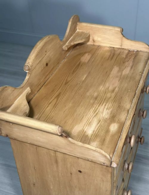 19TH CENTURY PINE CHEST OF DRAWERS - ADDITIONAL PHOTO 10