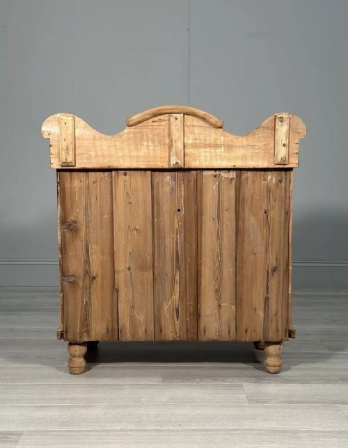 19TH CENTURY PINE CHEST OF DRAWERS - ADDITIONAL PHOTO 11