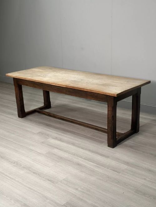 LARGE ANTIQUE OAK DINING TABLE - ADDITIONAL PHOTO 6