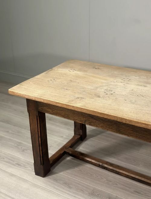 LARGE ANTIQUE OAK DINING TABLE - ADDITIONAL PHOTO 8