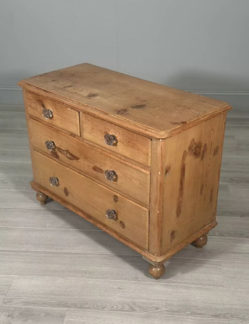 VICTORIAN PINE CHEST OF DRAWERS C1880 - ADDITIONAL PHOTO 1