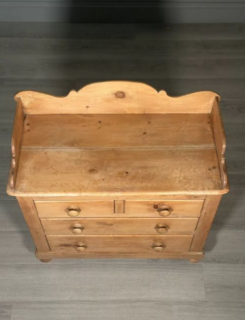 19TH CENTURY PINE CHEST OF DRAWERS - ADDITIONAL PHOTO 11