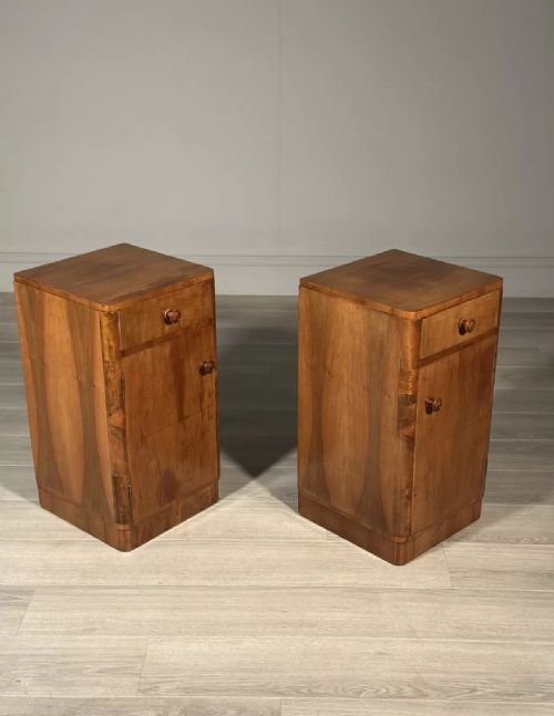 A PAIR OF ART DECO WALNUT BEDSIDE CABINETS - ADDITIONAL PHOTO 7