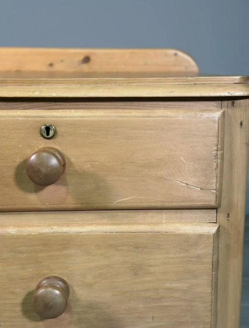 19TH CENTURY PINE CHEST OF DRAWERS - ADDITIONAL PHOTO 6