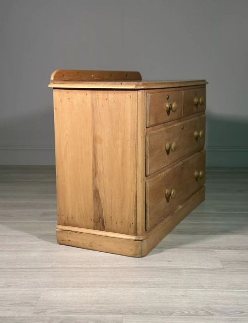 19TH CENTURY PINE CHEST OF DRAWERS - ADDITIONAL PHOTO 7