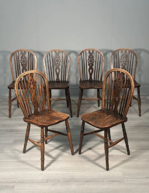 a set of 6 19th century wheelback dining chairs - CATEGORY: ANTIQUE CHAIRS - DATED 19TH CENTURY