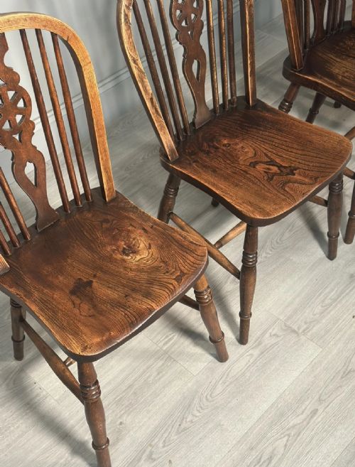 A SET OF 6 19TH CENTURY WHEELBACK DINING CHAIRS - ADDITIONAL PHOTO 4