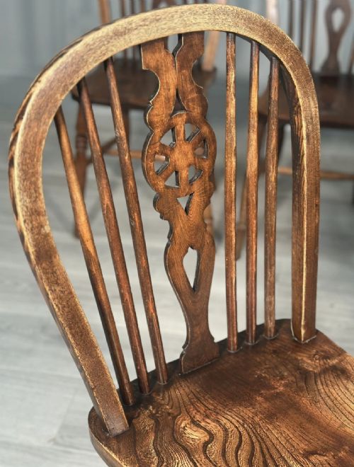 A SET OF 6 19TH CENTURY WHEELBACK DINING CHAIRS - ADDITIONAL PHOTO 5