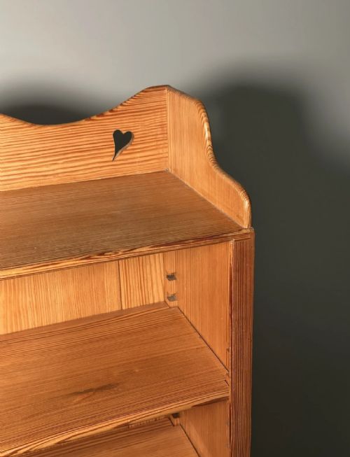 ARTS AND CRAFTS PITCH PINE BOOKCASE C1900 - ADDITIONAL PHOTO 1