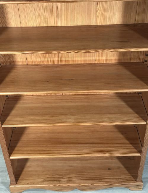 ARTS AND CRAFTS PITCH PINE BOOKCASE C1900 - ADDITIONAL PHOTO 5