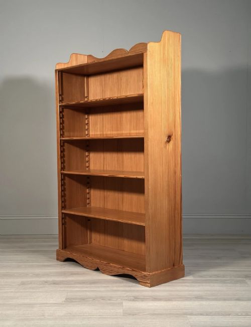 ARTS AND CRAFTS PITCH PINE BOOKCASE C1900 - ADDITIONAL PHOTO 7