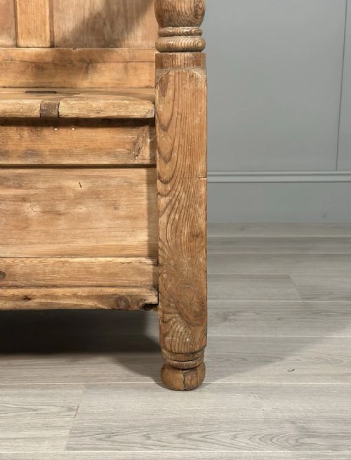 VICTORIAN PINE SETTLE C1860 - ADDITIONAL PHOTO 3