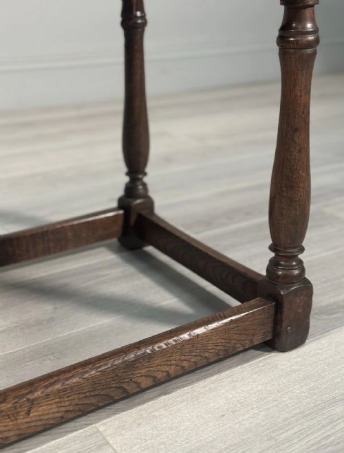 GEORGIAN OAK SIDE TABLE C1800 - ADDITIONAL PHOTO 6