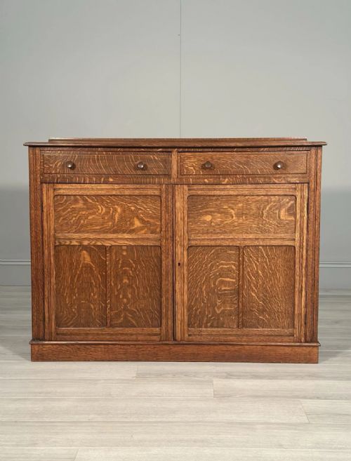 arts crafts oak cupboard c1920 - CATEGORY: ANTIQUE SIDEBOARDS - DATED 1920