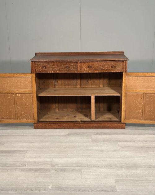 ARTS CRAFTS OAK CUPBOARD C1920 - ADDITIONAL PHOTO 2
