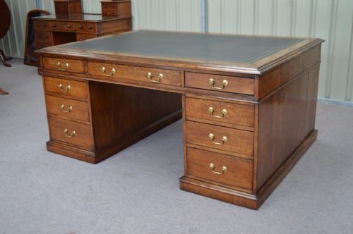 Large Victorian 18 Drawer Oak Partners Desk