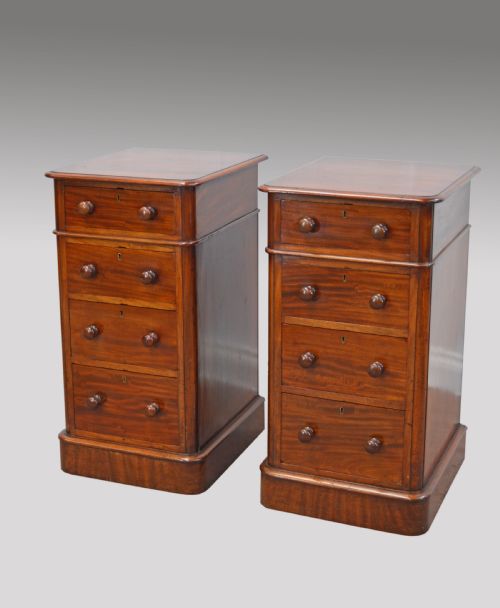 Antique Pair of Victorian Mahogany Bedside Chests of Drawers by Maple & Co