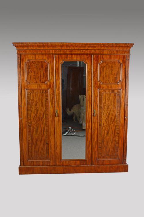 Victorian Mahogany Triple Wardrobe