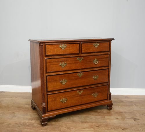 Georgian Oak Chest of Drawers