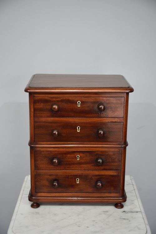 Victorian Apprentice Chest of Drawers Maple & Co