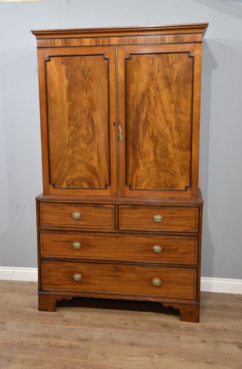 Georgian Mahogany Linen Press