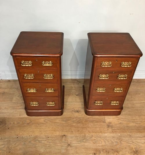 fig 1. Pair of Victorian mahogany bedside chests of drawers