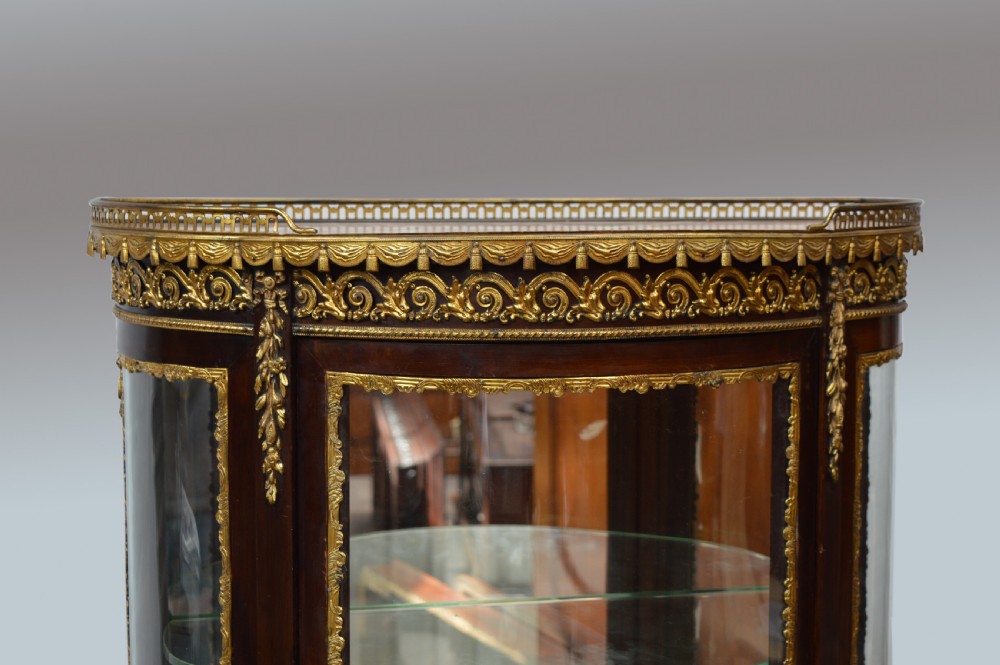Antique French vernis martin ormolu mounted display cabinet vitrine circa 1890  View III