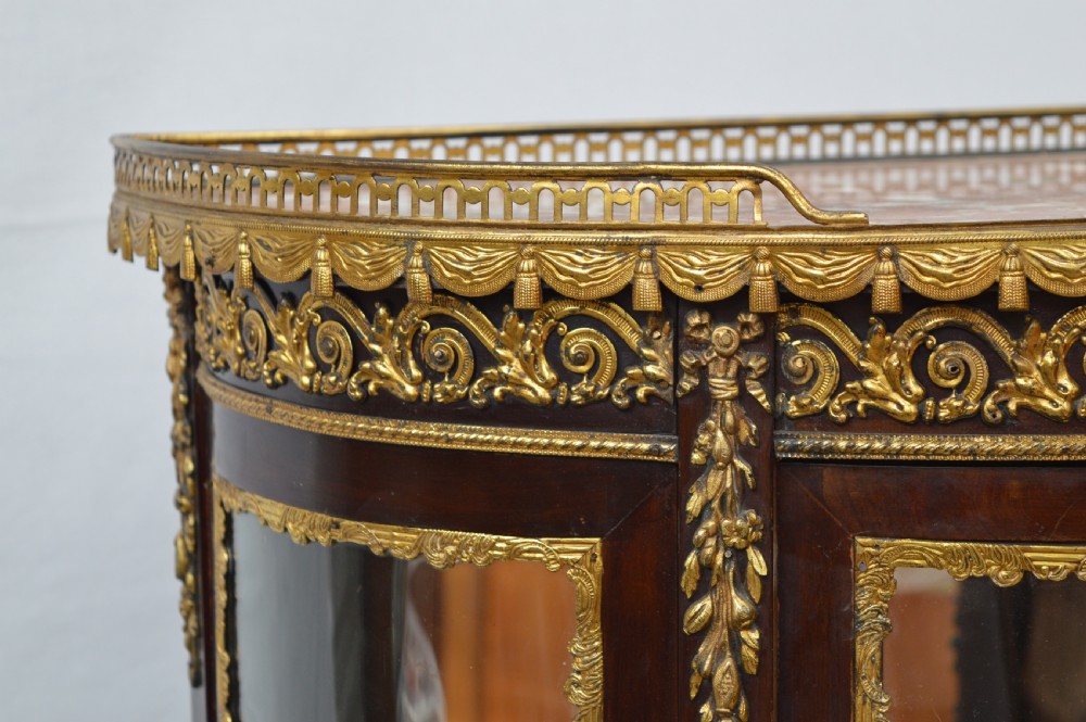 Antique French vernis martin ormolu mounted display cabinet vitrine circa 1890  View IV