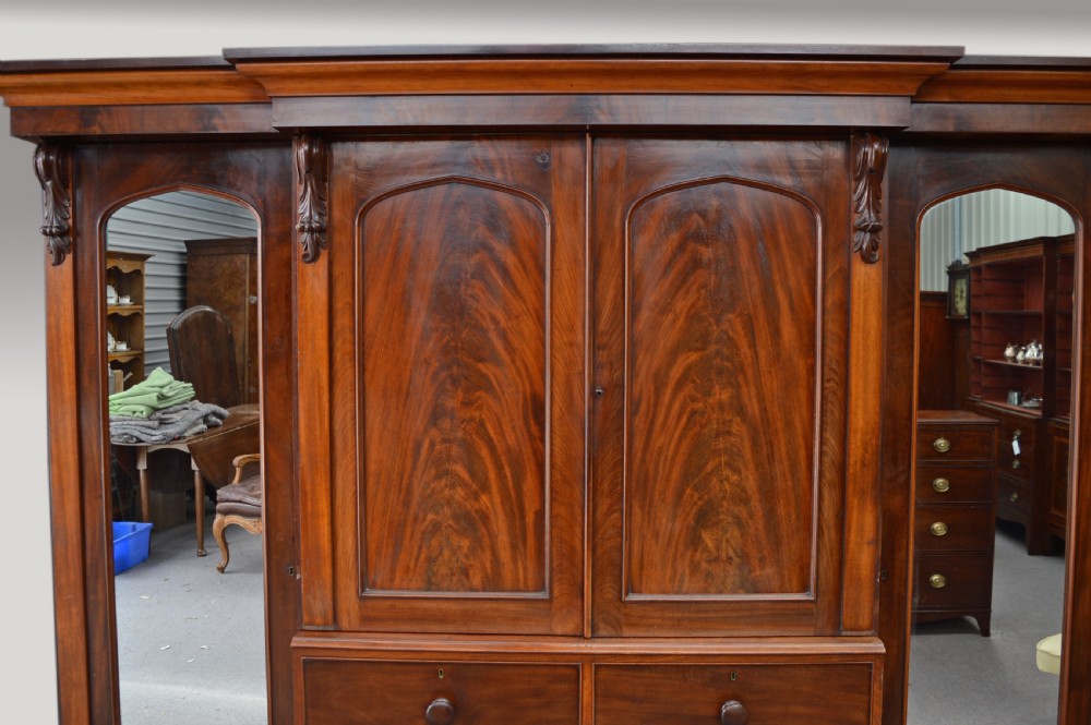 LARGE Antique Victorian 4 door mahogany wardrobe View III