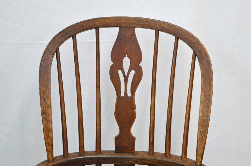 Antique elm Windsor chair  View IV
