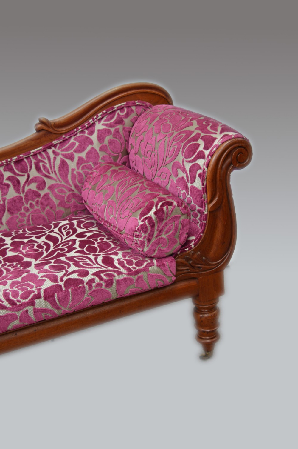 Victorian walnut chaise longue sofa  View III