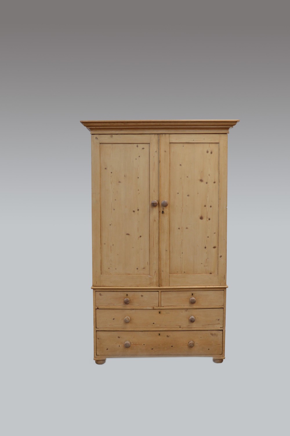 Antique Antique Victorian pine linen press 