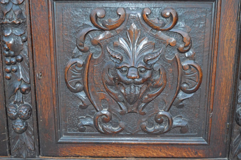 Antique green man  carved oak buffet  View VI