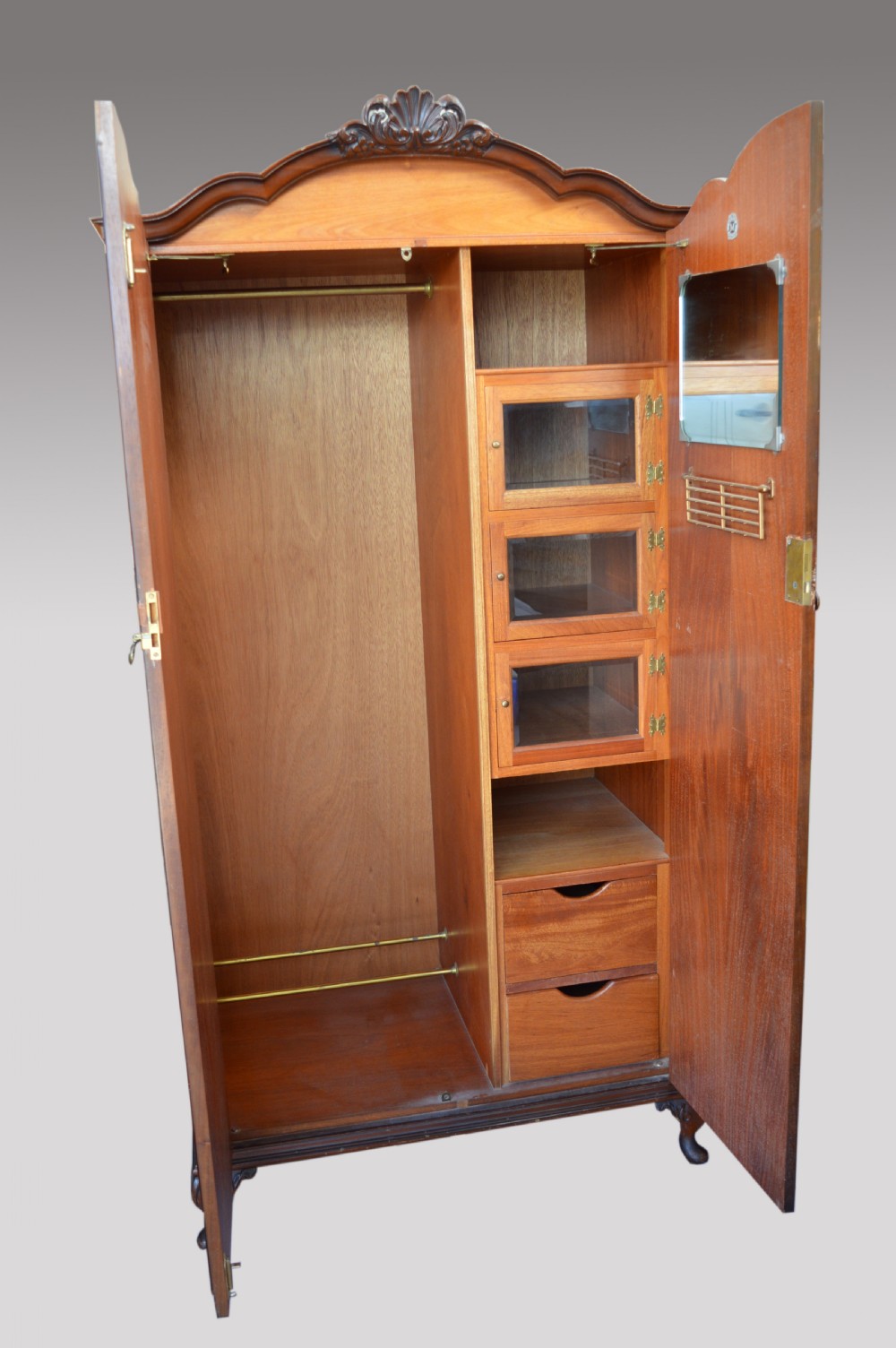 Queen Anne style walnut 4 piece bedroom suite maples & co  View IV