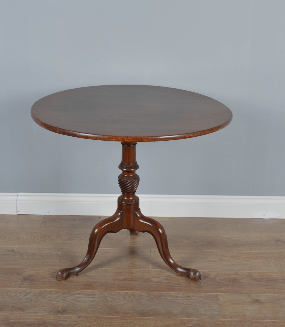 Georgian tilt top supper table 