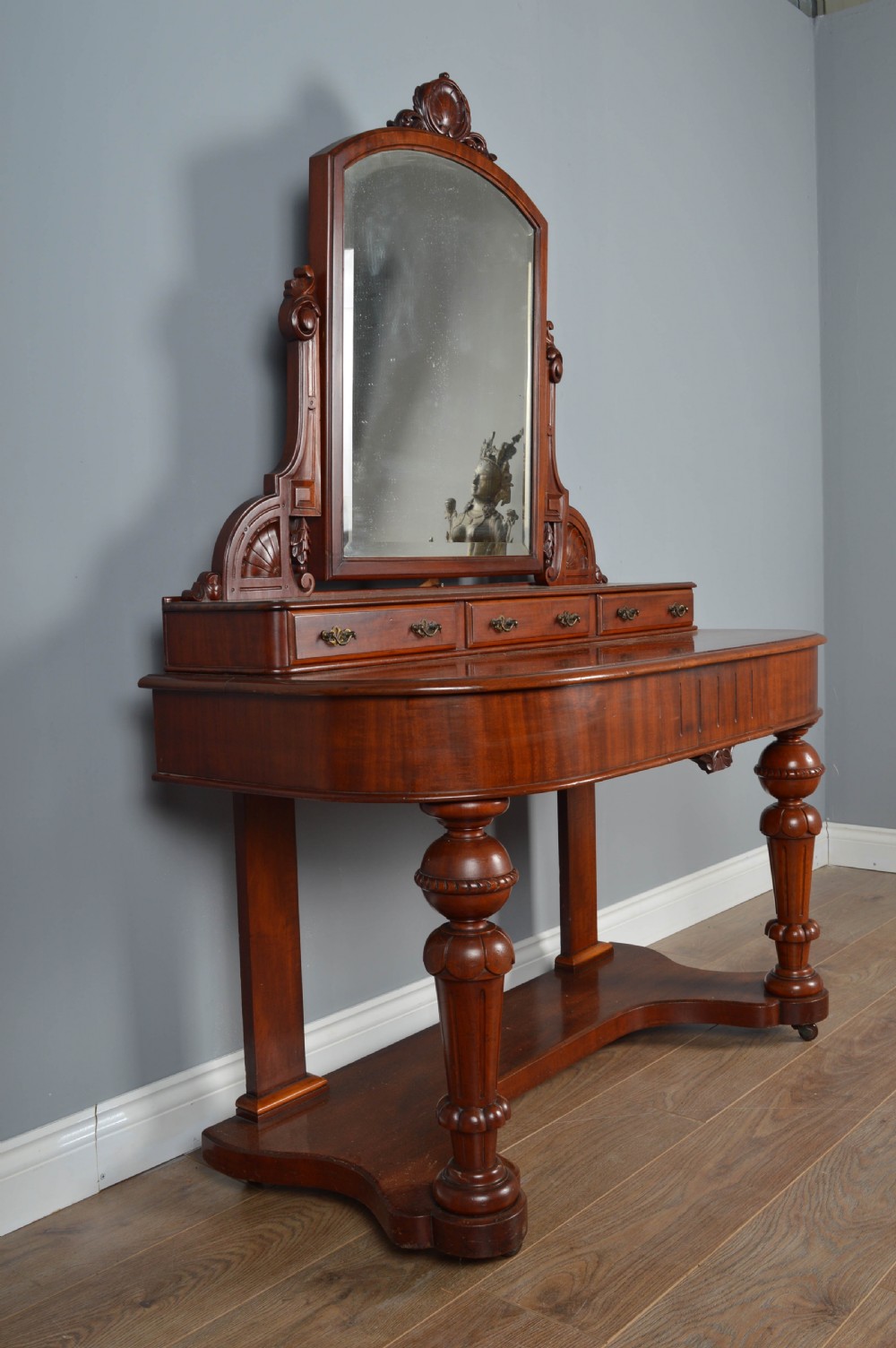 Victorian duchess dressing table 